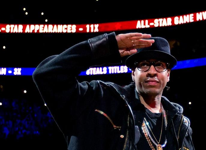 弗里克：当然想执教梅西，但他合同比我的晚一年到期（弗里克：我当然想带梅西，但他的合同比我晚一年到期）