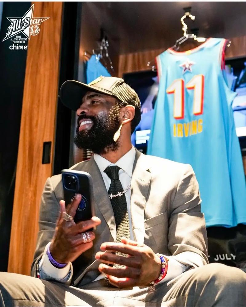 斯基拉：热刺对帕利尼亚的表现满意，他们准备与拜仁展开谈判（斯基拉：热刺对帕利尼亚表现满意，拟与拜仁开启商谈）