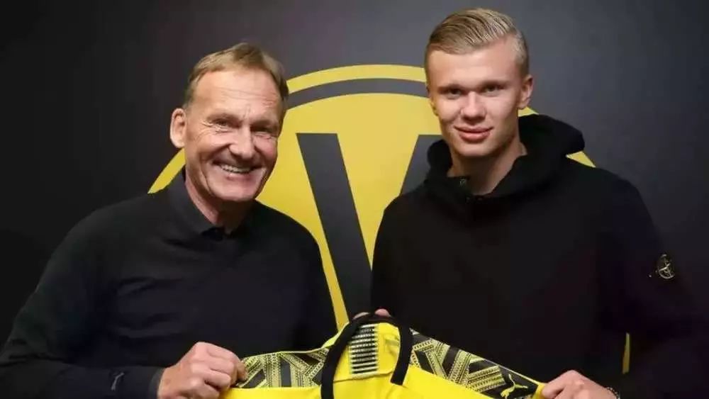 米体：索博曾两次接近加盟米兰，因年龄及朗尼克任命取消告吹（米体：索博两度接近签约米兰，因年龄因素与朗尼克任命变动最终未果）