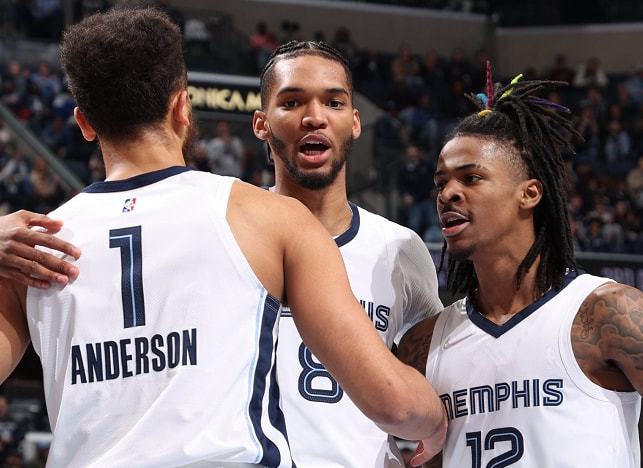 新援哈托身穿世俱杯冠军徽章球衣亮相，切尔西将持有4年（切尔西新援哈托穿世俱杯冠军徽章战袍亮相，合同期4年）