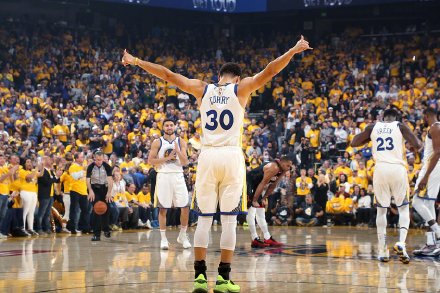 米兰vs拉齐奥终场前点球未判原因：马鲁西奇对帕夫洛维奇犯规（米兰战拉齐奥补时争议点球未判：因马鲁西奇先对帕夫洛维奇犯规）