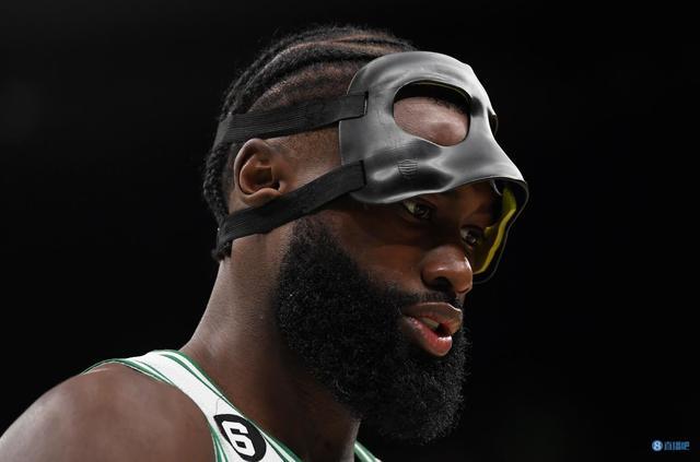 潘德夫：国米比上赛季更强，他们不应该在这么多比赛中犯错（潘德夫：国米实力已超上季，没理由在这么多比赛里出错）