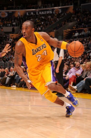 土媒：加拉塔萨雷想在冬窗签下吕迪格，后者合同将在明夏到期（土媒称加拉塔萨雷欲在冬窗引进吕迪格，其合同明夏到期）