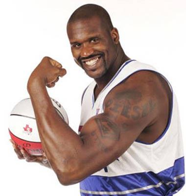 2025中足联颁奖：张志雄、彭啸分获中甲乙最佳青年球员（2025中足联颁奖典礼：张志雄、彭啸分别荣膺中甲、中乙最佳青年球员）