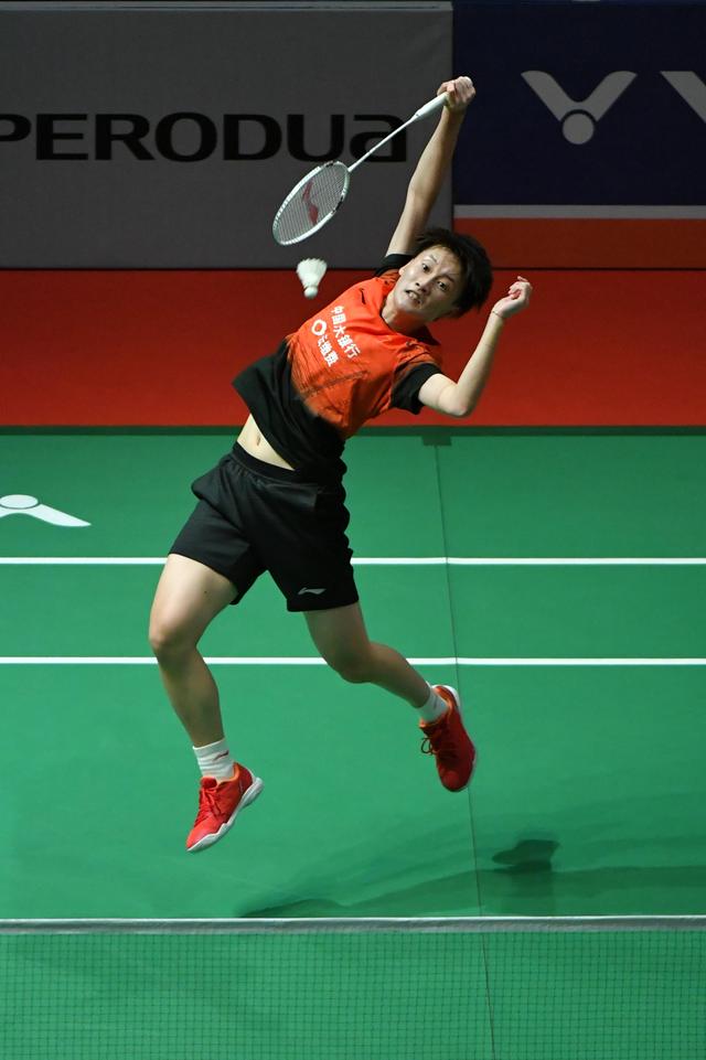 同时凭借更 同时凭借更